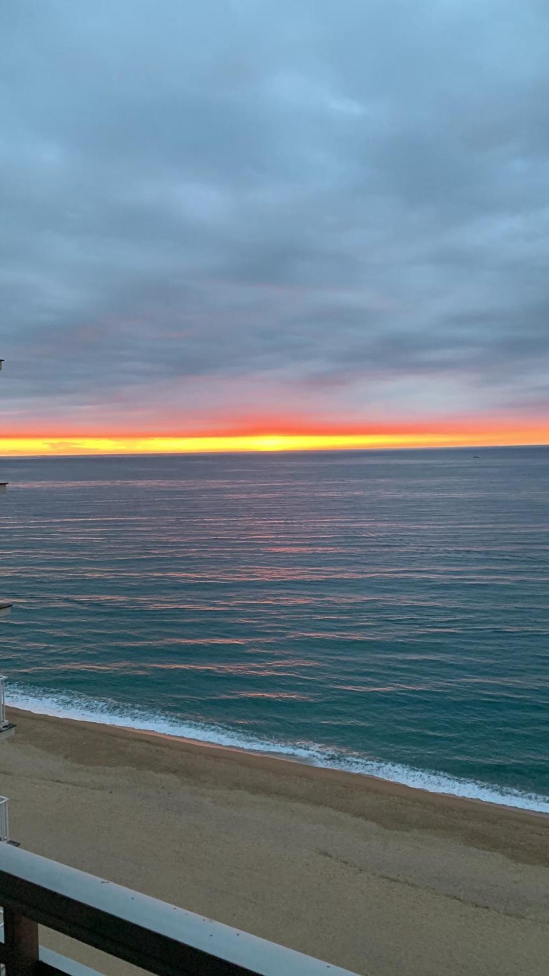 Apartamento Primera Linea De Mar Platja d'Aro Eksteriør billede